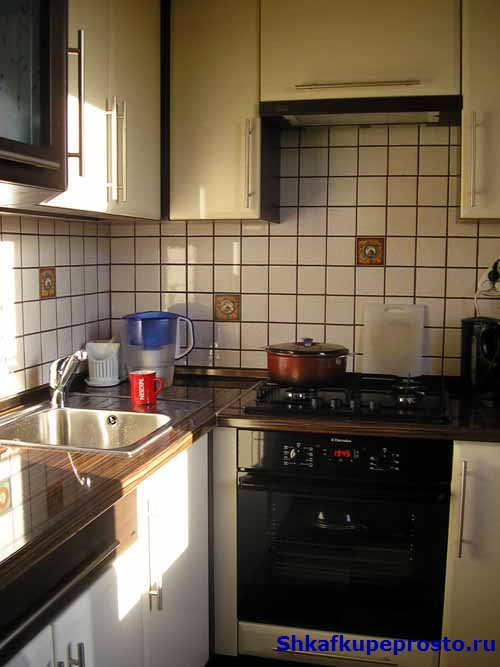 Фото маленькой кухни для помещения площадью 6 - 9 м.кв.